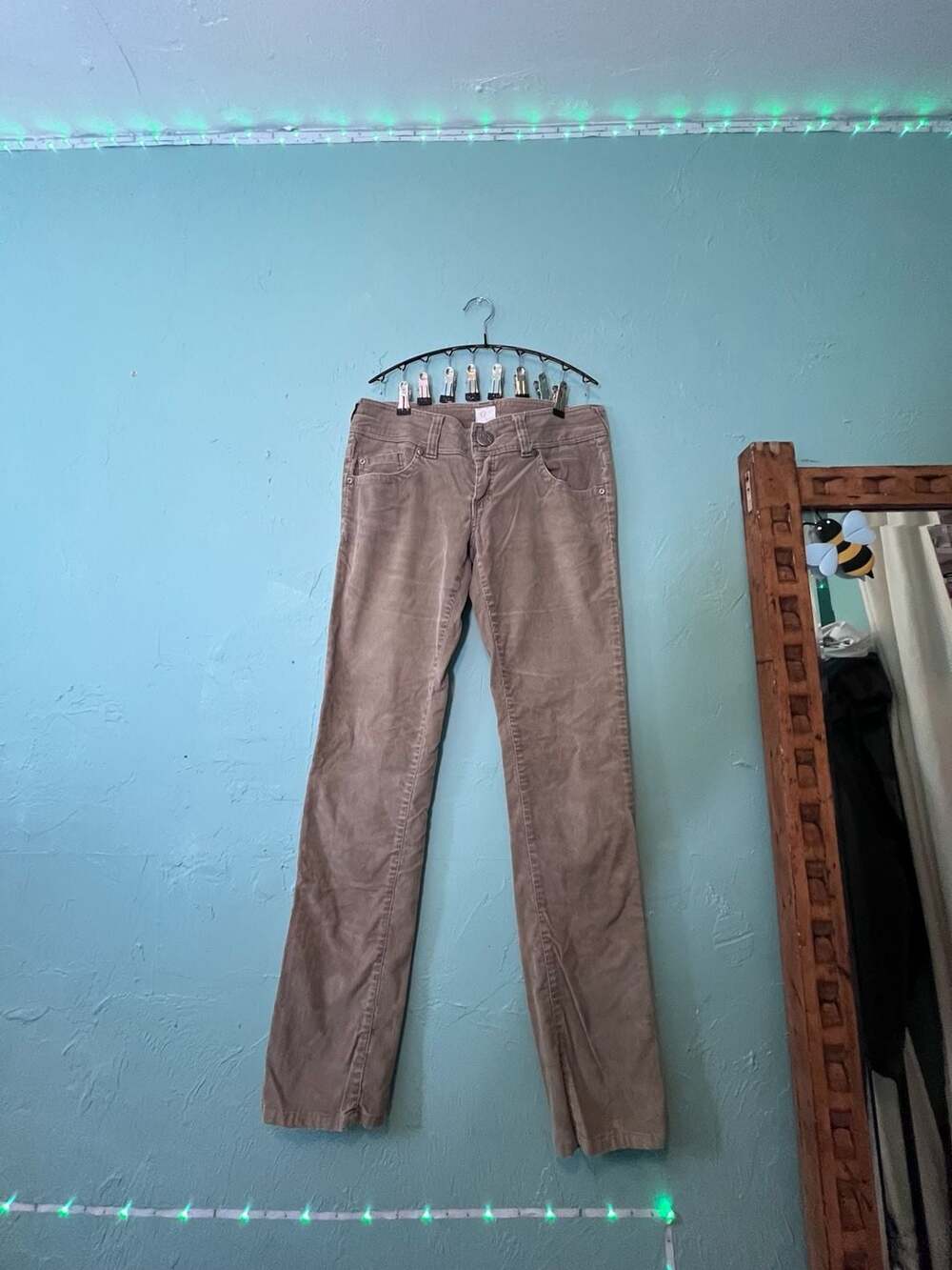 Roxy Corduroy Pants Size 9 Beige Mid Rise Straight Leg
